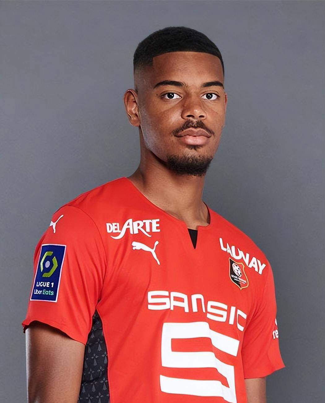 火力全开：意甲中卫1哥，法国22岁全能王，国米转会市场最后的狂潮